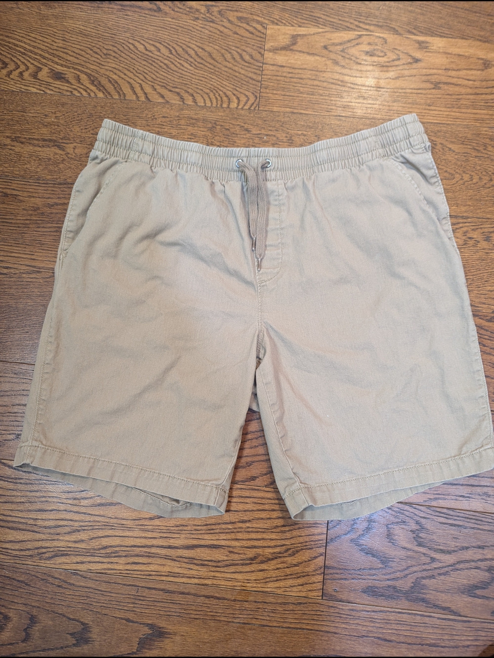 Sonoma Men's Elastic-Waist Drawstring Shorts in Light Khaki